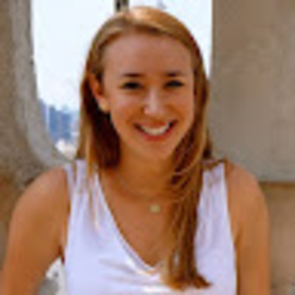 Meet your Posher, Chloe - Picture 1 of 1